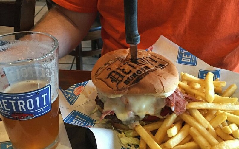 Old Detroit Burger Bar (Lapeer)